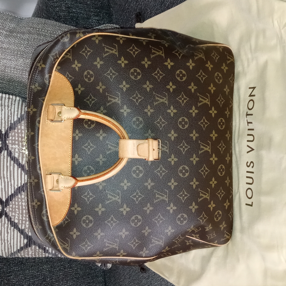 🔴SOLD🔴👜Louis Vuitton👜 - Monogram Canvas Evasion Travel Bag - Picture 4 of 16